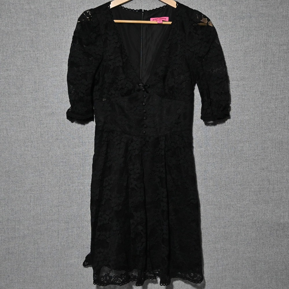 Betsey Johnson Lace V-Neck Dress Womens Short Sleeve Floral Black 6